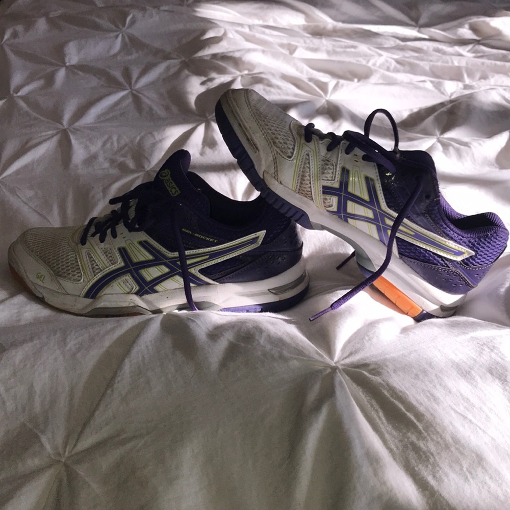 ASICS